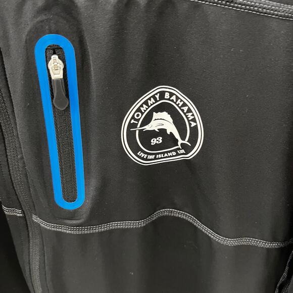 Tommy Bahama Men’s MD Island Active Kakoa Beach Full Zip Spellout UPF 30 ~ Black - Picture 3 of 6